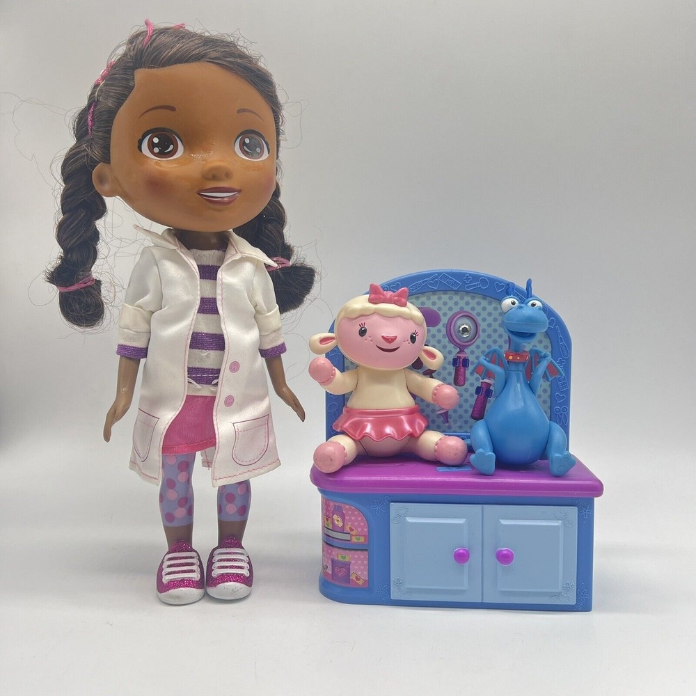 Disney Magic Talkin Doc Mcstuffin Playset Lambie‎ Toy Lot Of 4 Toys Figures